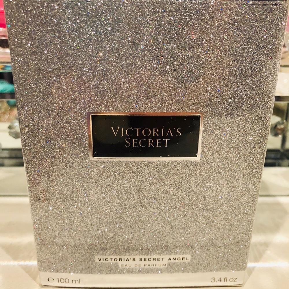 VICTORIA’S SECRET ANGEL EAU DE PERFUM